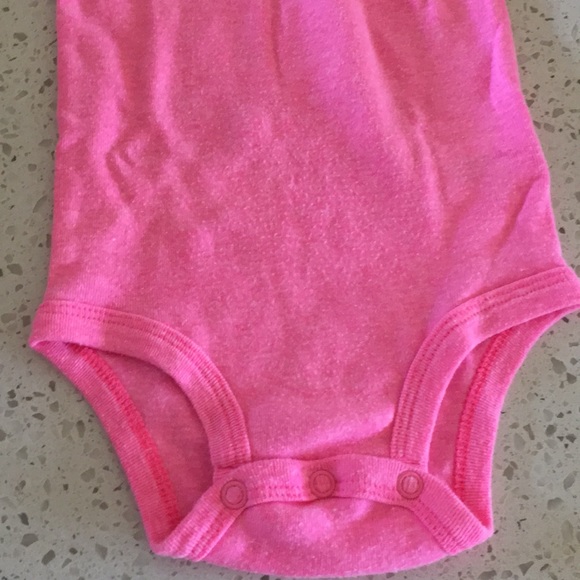 Carter’s 3 Piece Summer Set - Picture 5 of 10